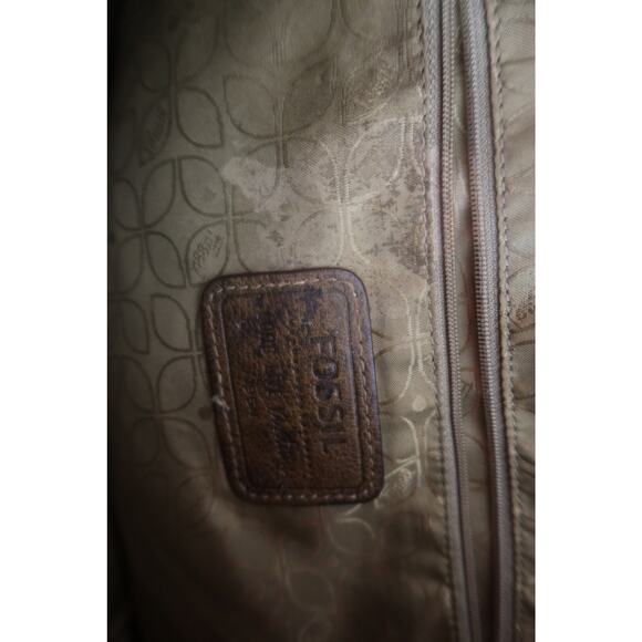 Fossil Green Leather Drawstring Backpack With Fossil Keychain - Picture 9 of 11